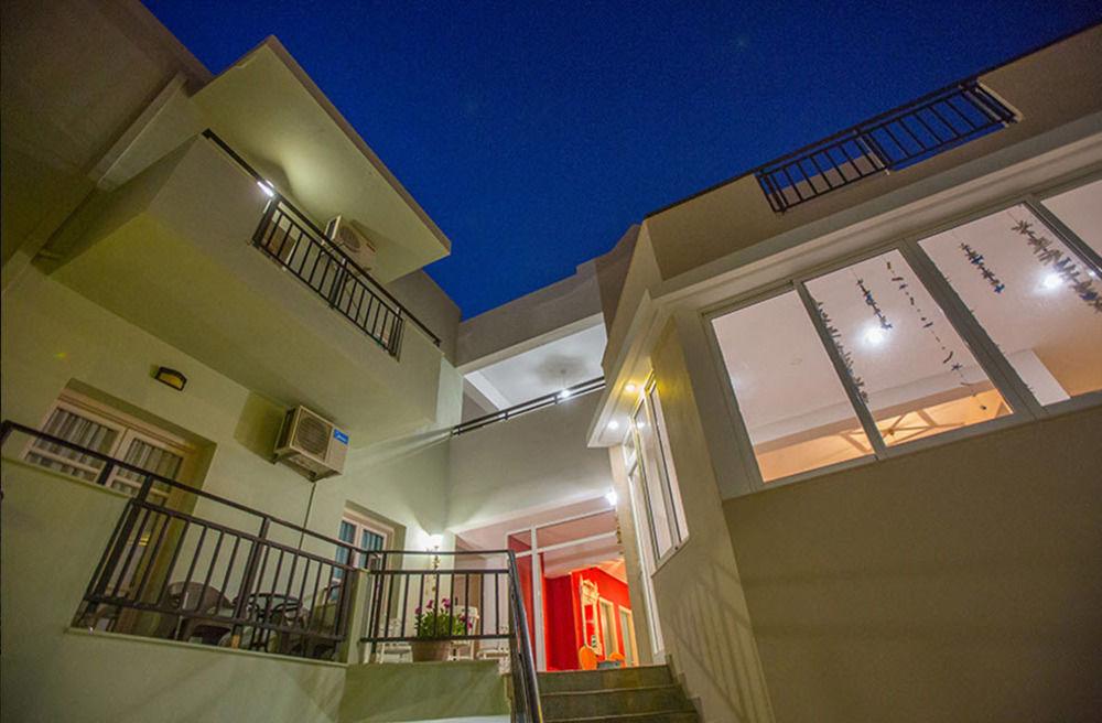 Malia Central Apartments Eksteriør bilde